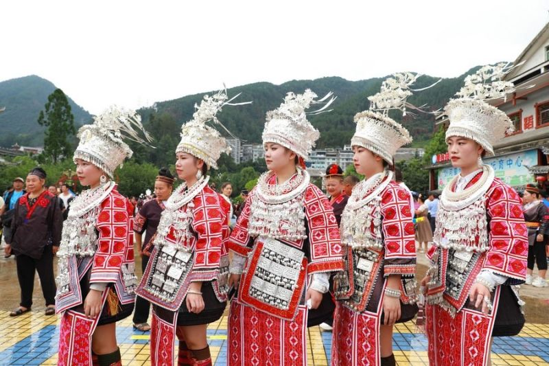 Εορτασμο? του εθνοτικο? φεστιβ?λ 