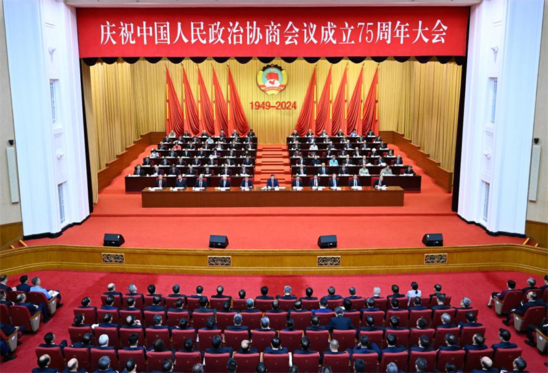 Ο Σι τ?νισε ?τι η CPPCC πρ?πει να εκμεταλλευτε? πλ?ρω? το πολιτικ? πλεον?κτημα τη?