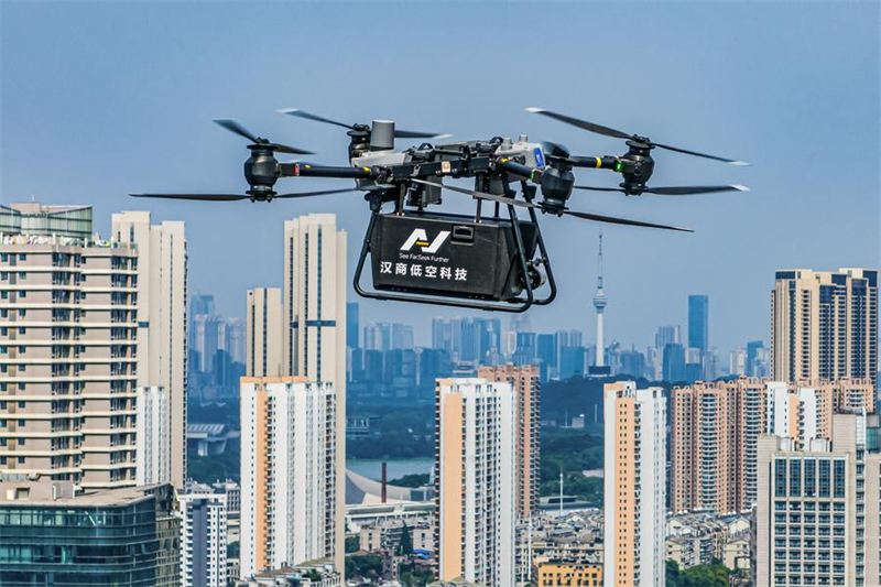 Ν?ε? διαδρομ?? drone τ?θηκαν σε λειτουργ?α στην π?λη Γουχ?ν